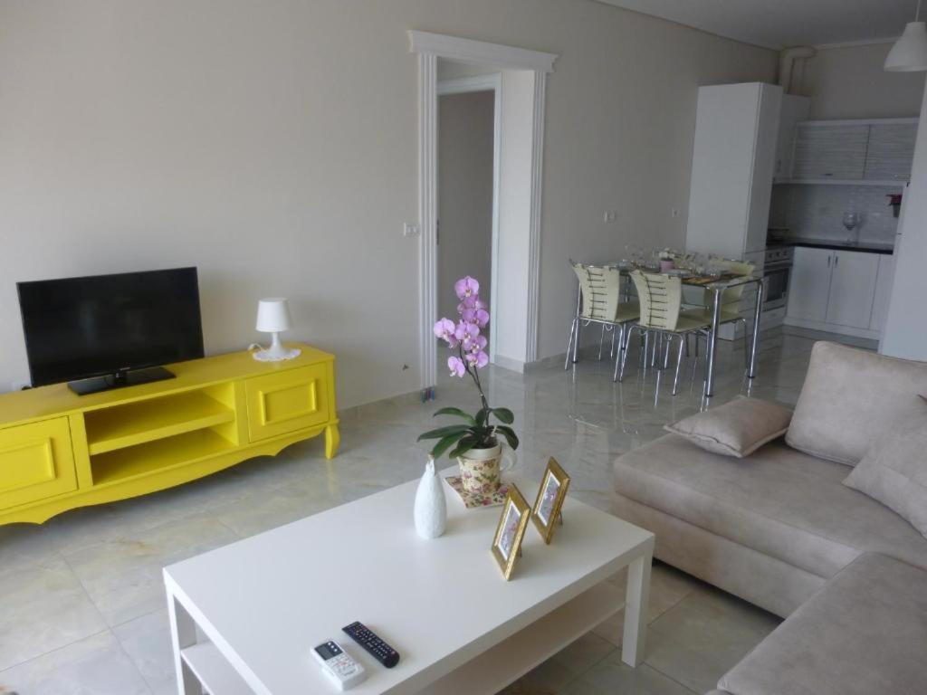 Amarilis Luxury Apartments ซารานเดอ ภายนอก รูปภาพ