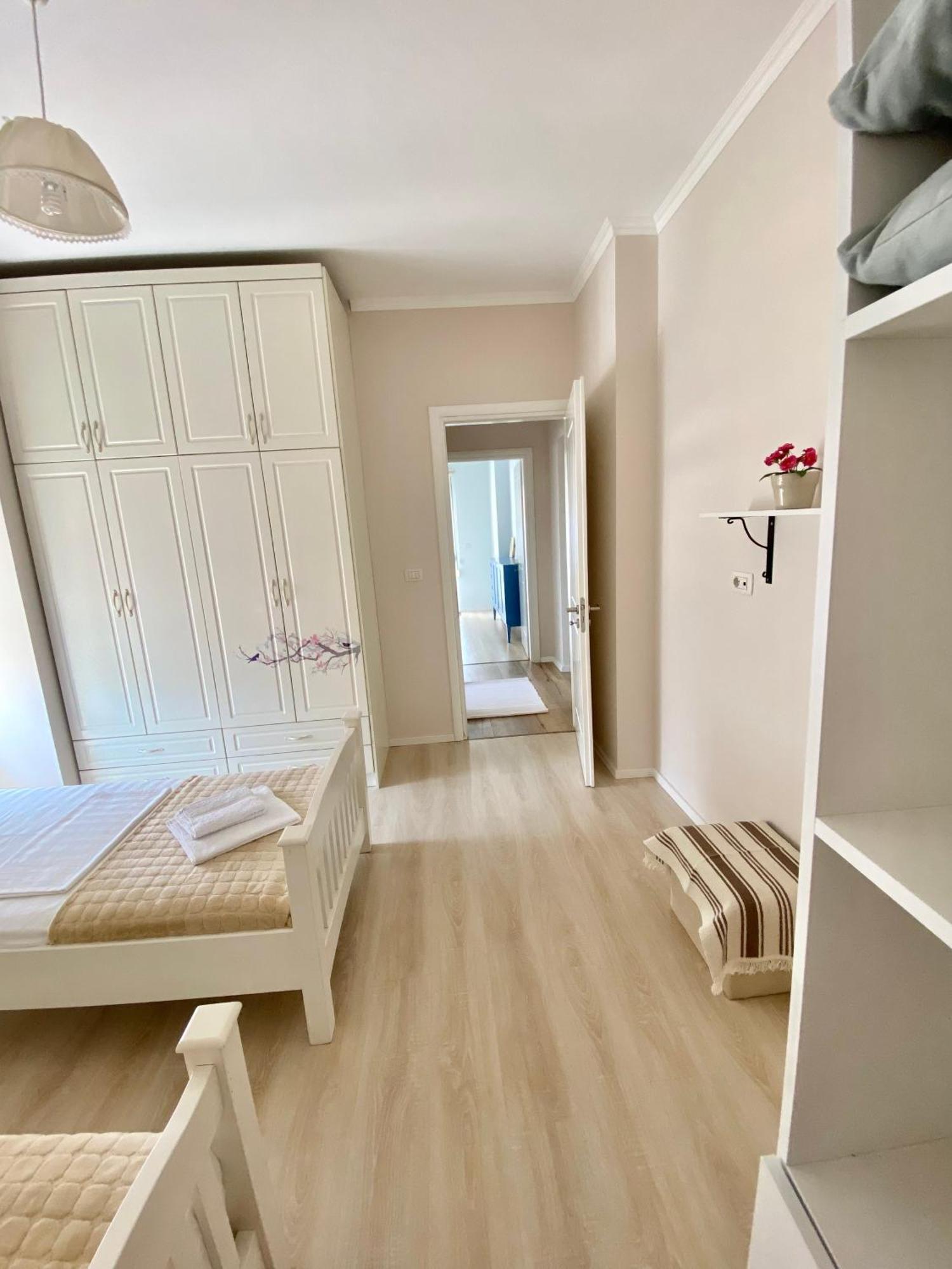 Amarilis Luxury Apartments ซารานเดอ ภายนอก รูปภาพ